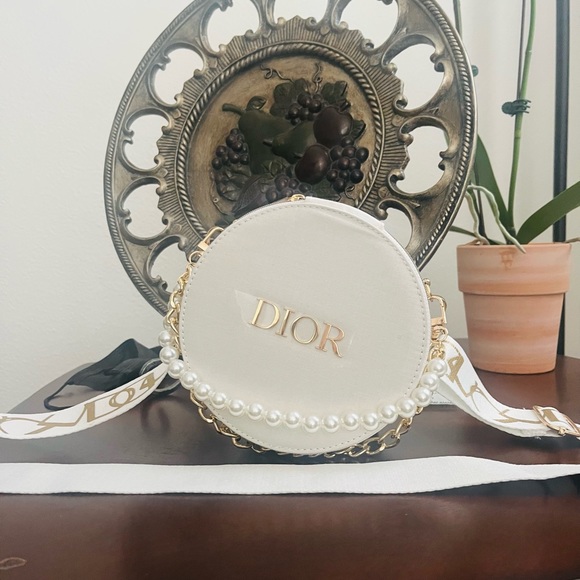 Dior bag - Picture 2 of 5